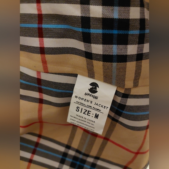 Waterproof Women's Beige Hooded Jacket - Raincoat Outdoor Windbreaker - Picture 6 of 13